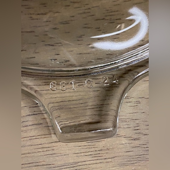 Vintage Pyrex 631-C 24 Casserole Lid Clear Glass Pyrex Replacement Lid - Picture 5 of 6